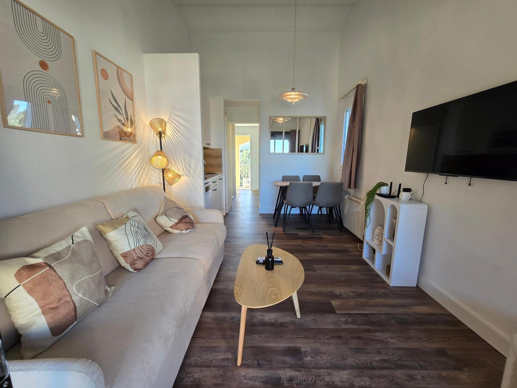 Chez Adriana Studio Vue Mer Avec Piscine Grimaud Eksteriør bilde